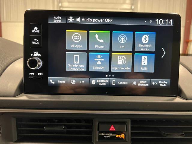 Photo of 2025 Obsidian Blue Pearl Honda Pilot
