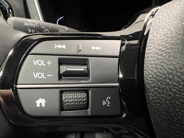 Photo of 2025 Obsidian Blue Pearl Honda Pilot