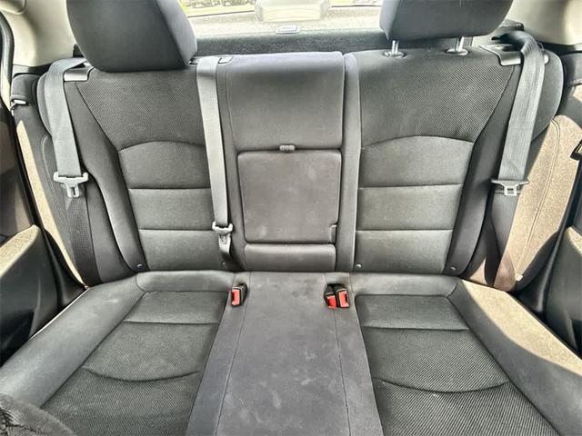 Photo of 2014 Silver Ice Metallic Chevrolet Cruze