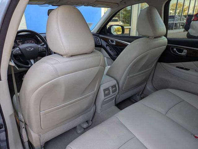 Photo of 2014 Hagane Blue INFINITI Q50 Hybrid