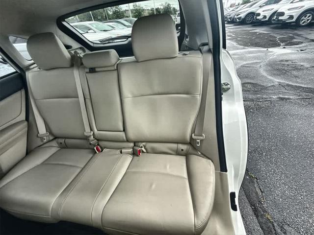 Photo of 2014 Satin White Pearl Subaru XV Crosstrek