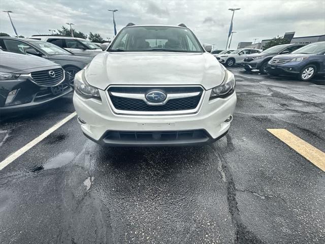 Photo of 2014 Satin White Pearl Subaru XV Crosstrek