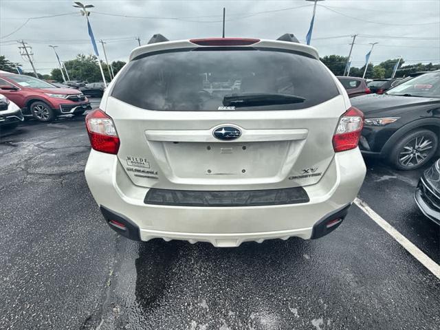Photo of 2014 Satin White Pearl Subaru XV Crosstrek