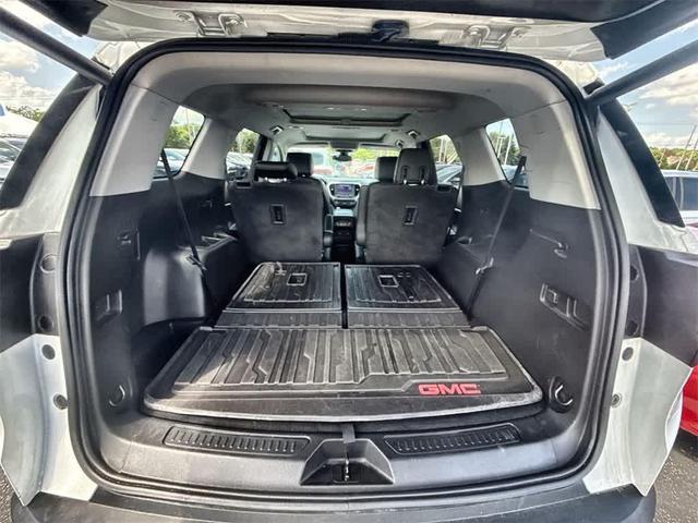 Photo of 2019 Summit White GMC Acadia