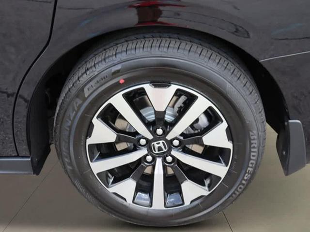 Photo of 2026 Crystal Black Pearl Honda Odyssey