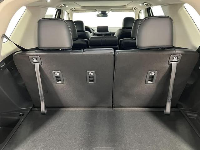 Photo of 2025 Sonic Gray Pearl Honda Pilot