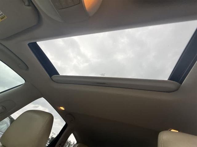 Photo of 2015 Majestic White INFINITI QX60