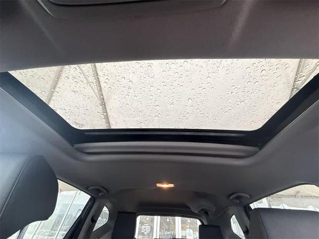 Photo of 2022 Sonic Gray Pearl Honda CR-V