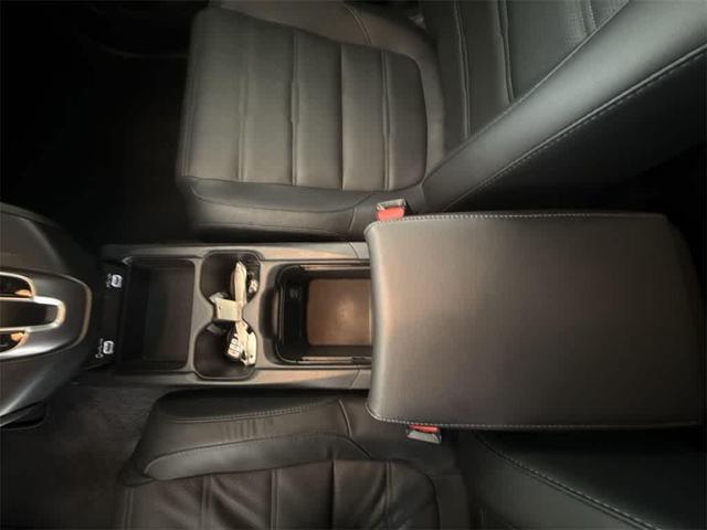 Photo of 2022 Sonic Gray Pearl Honda CR-V