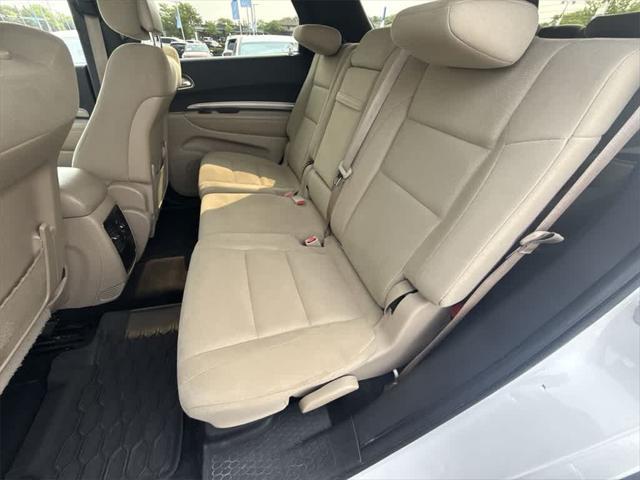 Photo of 2015 Bright White Clearcoat Dodge Durango
