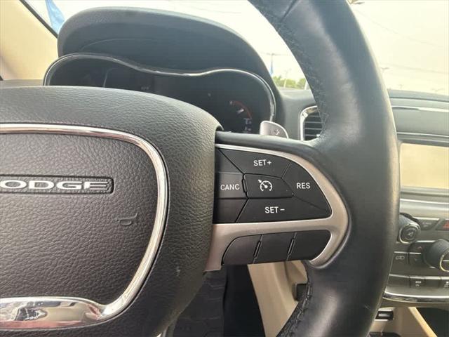 Photo of 2015 Bright White Clearcoat Dodge Durango