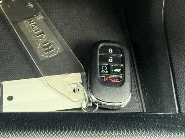 Photo of 2022 Meteorite Gray Metallic Honda Civic
