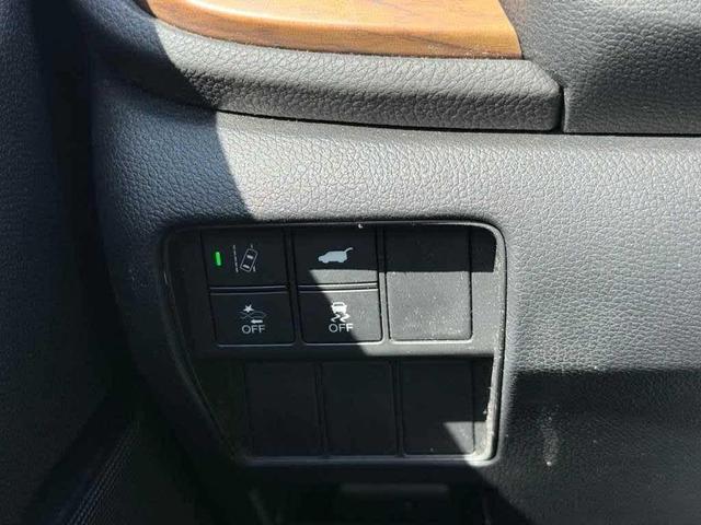 Photo of 2018 Modern Steel Metallic Honda CR-V