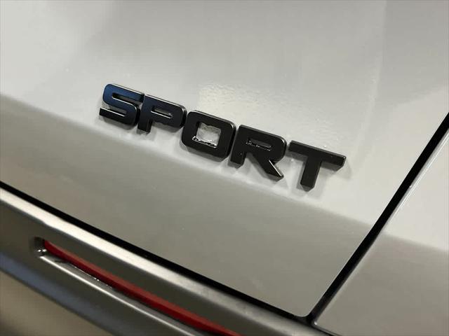 Photo of 2026 Urban Gray Pearl Honda HR-V