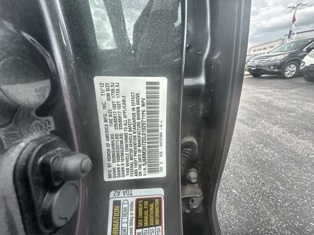 Photo of 2013 Gray Honda CR-V