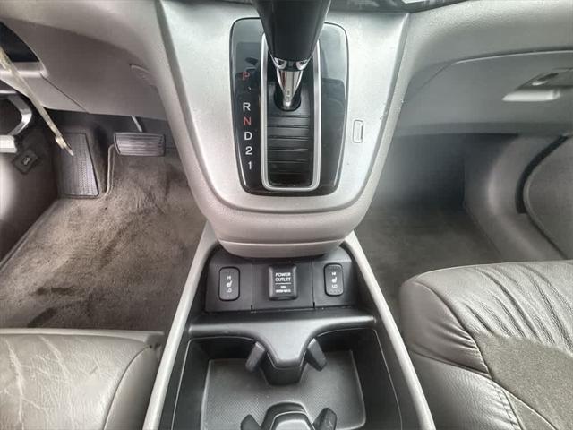 Photo of 2013 Gray Honda CR-V