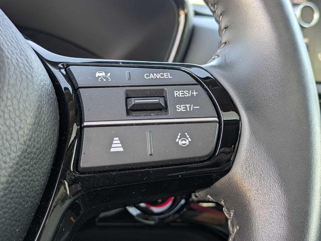 Photo of 2024 Platinum White Pearl Honda CR-V