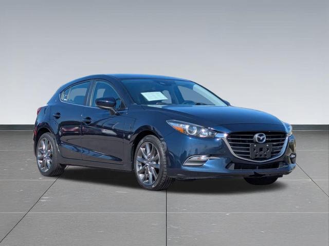 Photo of 2018 Deep Crystal Blue Mica Mazda Mazda3