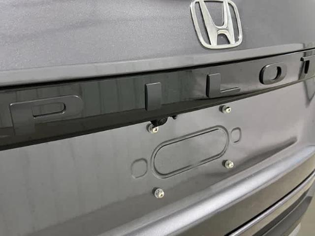 Photo of 2025 Modern Steel Metallic Honda Pilot
