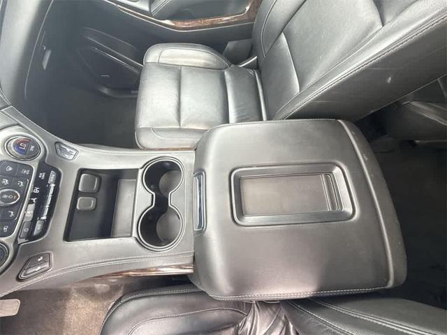 Photo of 2018 Summit White Chevrolet Tahoe