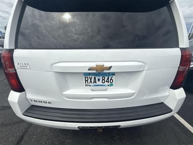 Photo of 2018 Summit White Chevrolet Tahoe