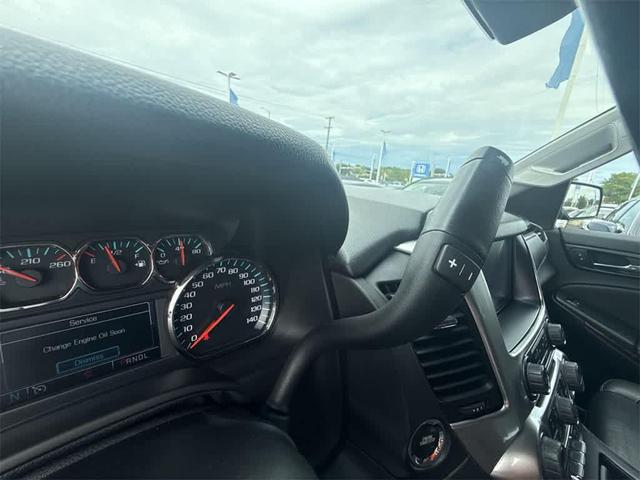 Photo of 2018 Summit White Chevrolet Tahoe