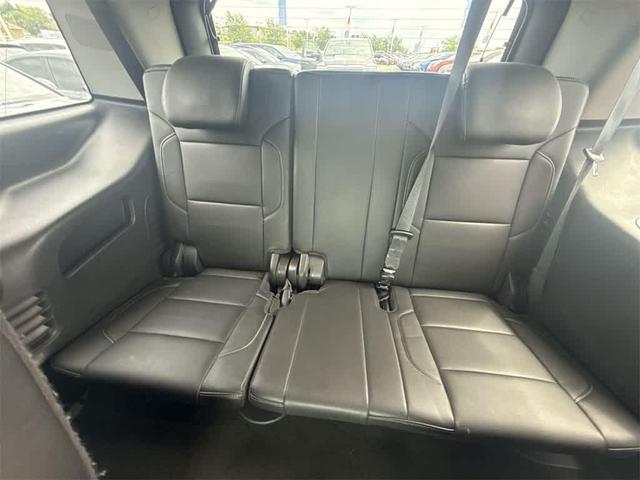 Photo of 2018 Summit White Chevrolet Tahoe