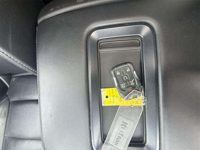 Photo of 2018 Summit White Chevrolet Tahoe