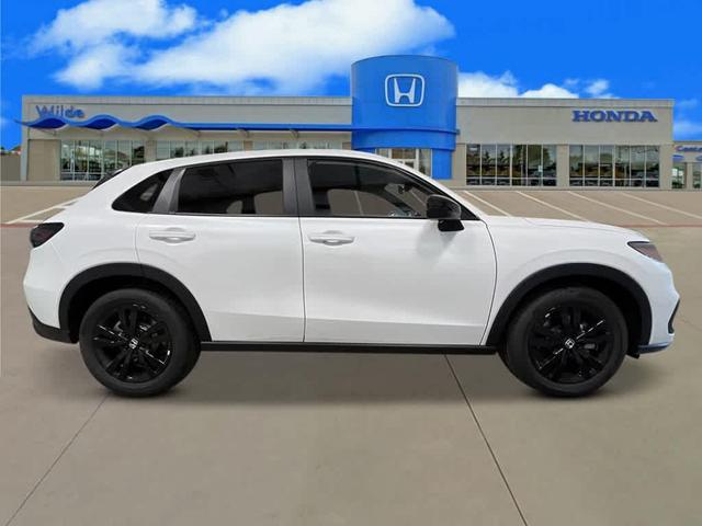 Photo of 2026 Platinum White Pearl Honda HR-V