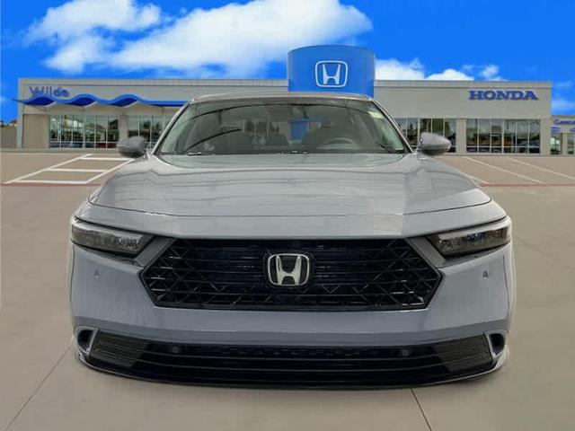 Photo of 2025 Urban Gray Pearl Honda Accord Hybrid