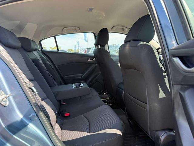 Photo of 2015 Blue Reflex Mica Mazda Mazda3