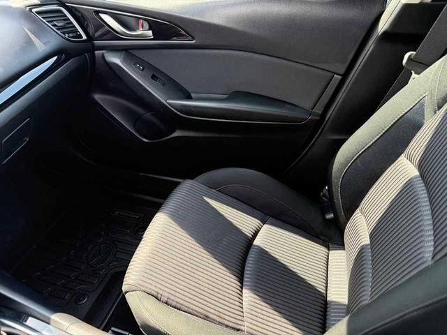 Photo of 2015 Blue Reflex Mica Mazda Mazda3