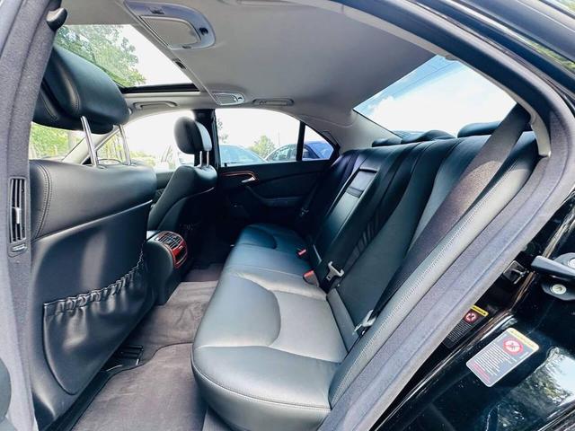 Photo of 2006 Black Mercedes-Benz S-Class
