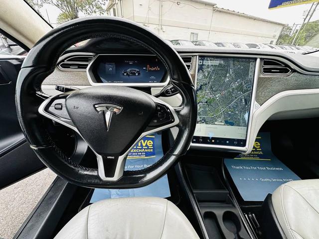 Photo of 2013 Blue Metallic Tesla Model S