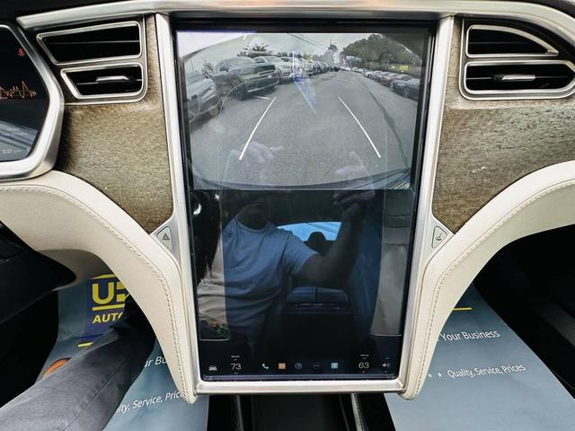Photo of 2013 Blue Metallic Tesla Model S