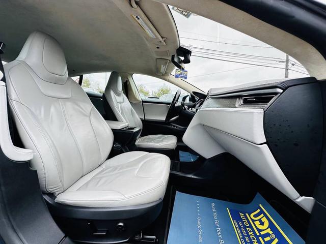Photo of 2013 Blue Metallic Tesla Model S