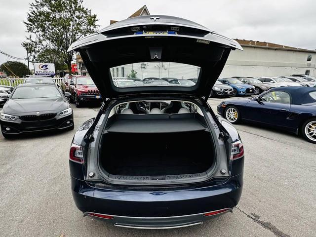 Photo of 2013 Blue Metallic Tesla Model S
