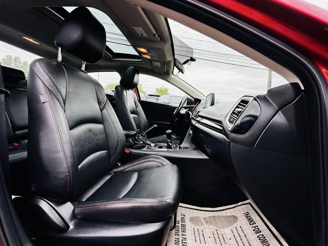 Photo of 2015 Soul Red Metallic Mazda Mazda3