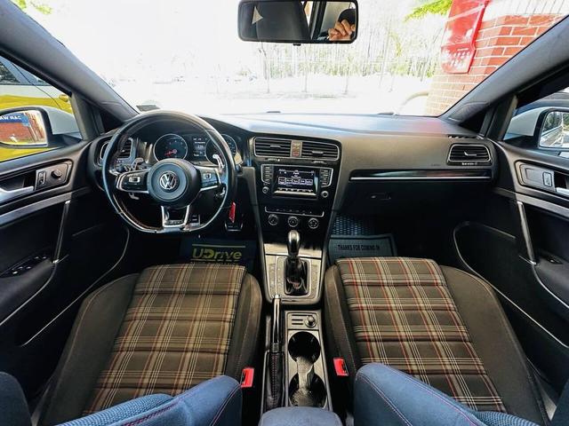 Photo of 2015 Pure White Volkswagen Golf GTI