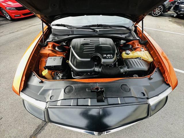Photo of 2011 Toxic Orange Pearlcoat Dodge Charger
