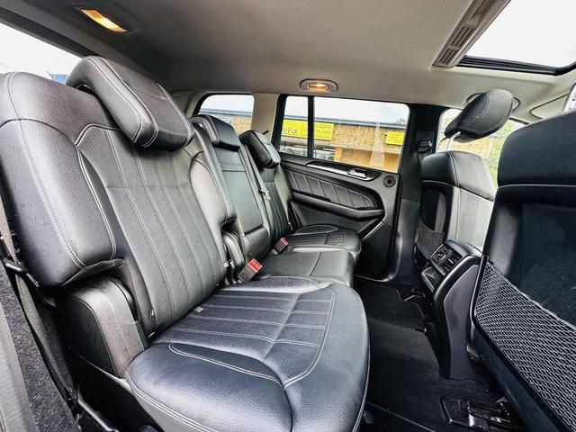 Photo of 2016 Silver Mercedes-Benz GL-Class