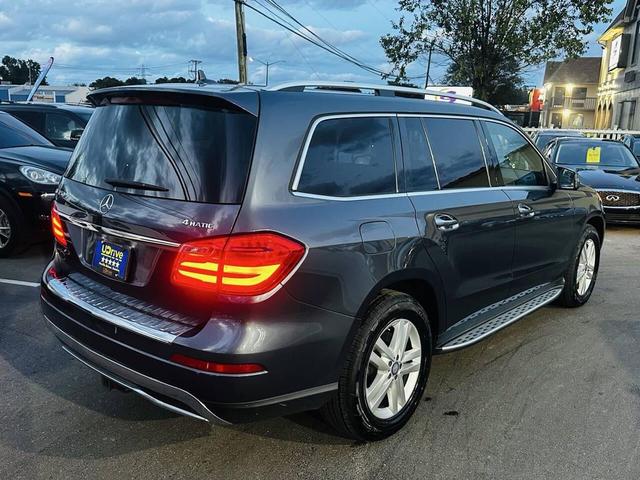 Photo of 2016 Silver Mercedes-Benz GL-Class