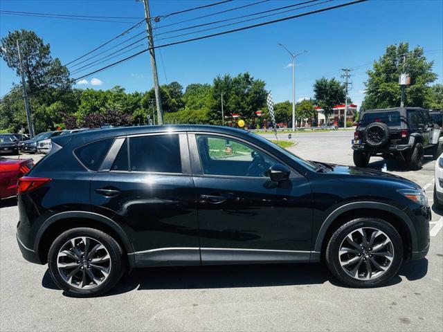 Photo of 2016 Jet Black Mica Mazda CX-5