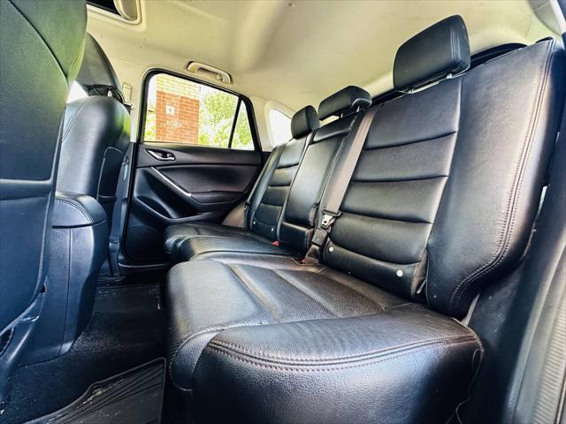 Photo of 2016 Jet Black Mica Mazda CX-5