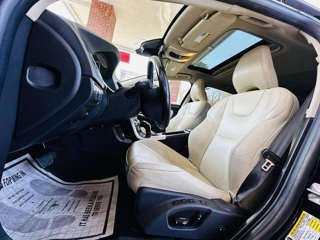 Photo of 2015 Black Stone Volvo V60 Cross Country