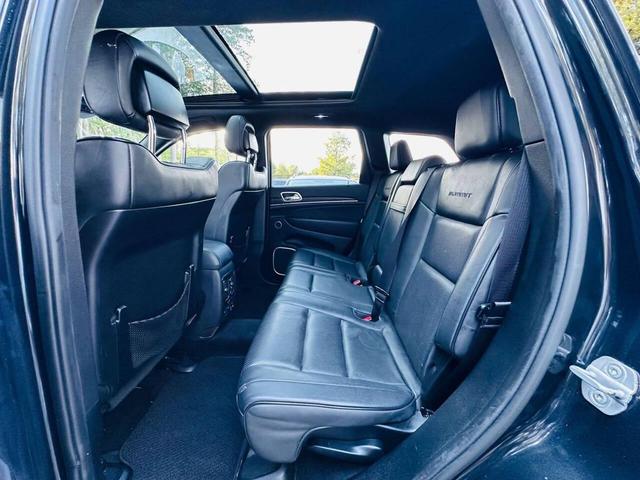 Photo of 2014 Brilliant Black Crystal Pearlcoat Jeep Grand Cherokee