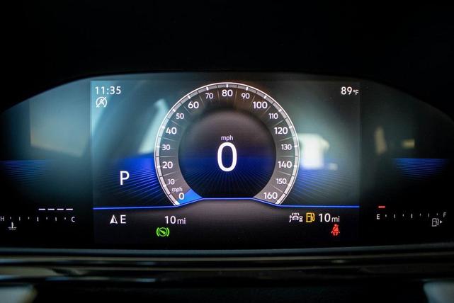 Photo of 2025 Deep Black Volkswagen Taos