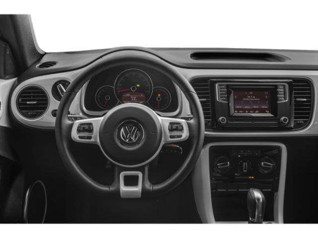 Photo of 2017 Pure White/Black Roof Volkswagen Beetle