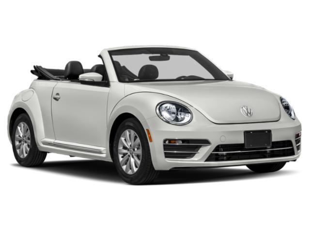 Photo of 2017 Pure White/Black Roof Volkswagen Beetle