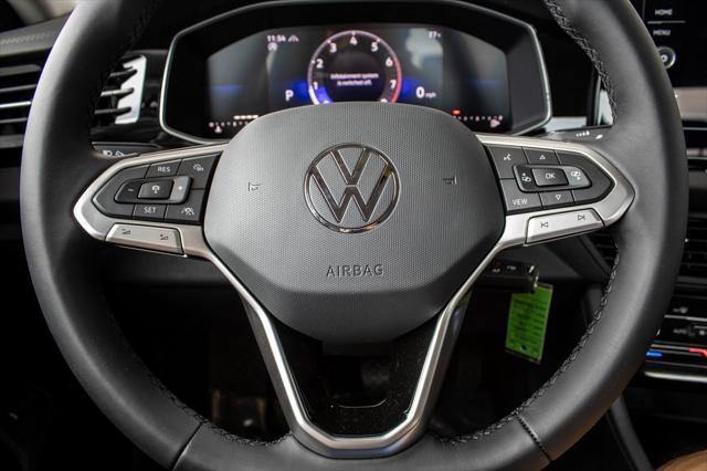 Photo of 2025 Pure White Volkswagen Jetta